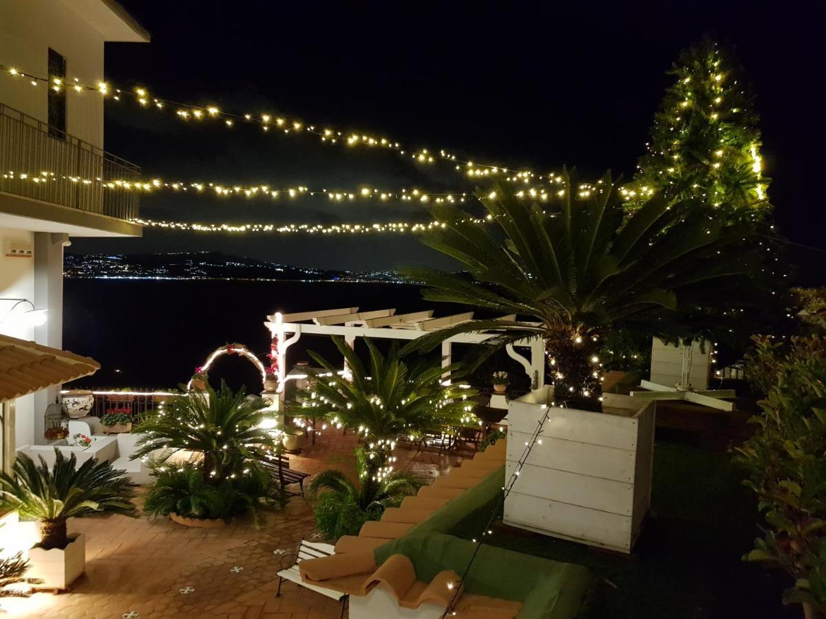 B&B Dea Fortuna Bacoli Buitenkant foto