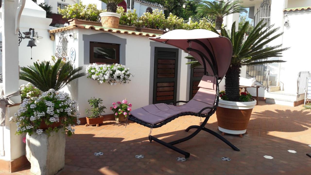 B&B Dea Fortuna Bacoli Buitenkant foto